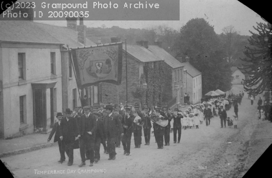 Picture of Temperance Day procession