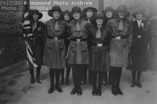 Picture of Girl Guides c 1933