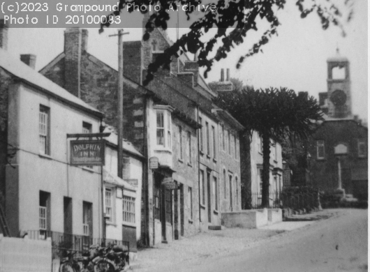 Picture of Fore Street and Dolphin Inn
