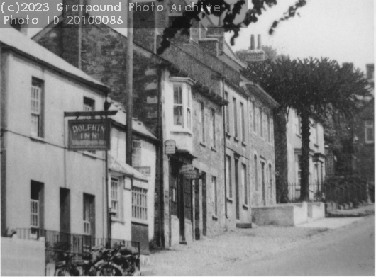 Picture of Fore Street and Dolphin Inn
