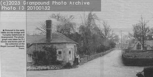 Picture of Toll House and Bridge c1900