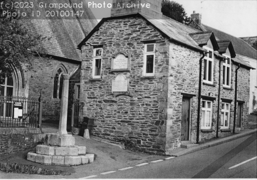 Picture of Town Hall c 1970s