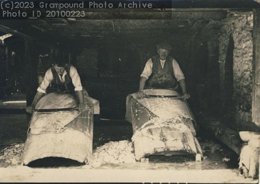 Picture of Jack and Cyril Allen at Croggon's Tannery
