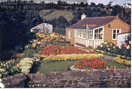 Picture of Petrol Station in Grampound 1950s/1960s