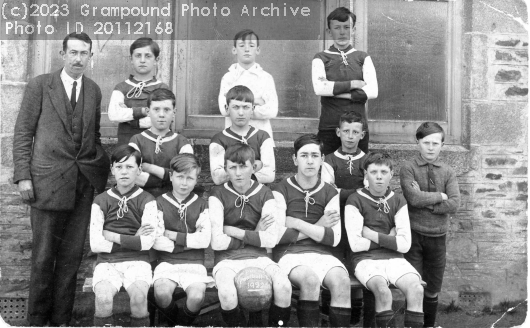 Picture of Grampound Football Team 1922