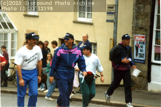 Picture of Ian Botham in Grampound