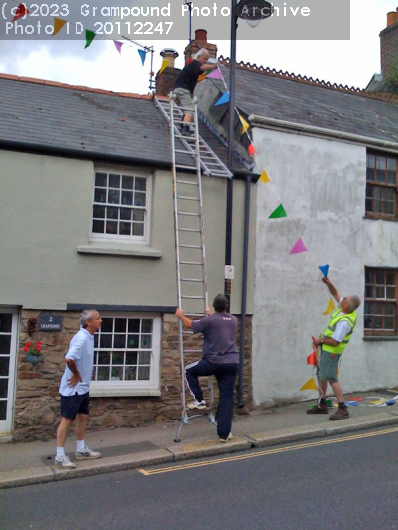 Picture of Carnival Bunting 2008