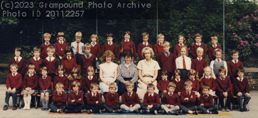 Picture of Grampound school photo 1987