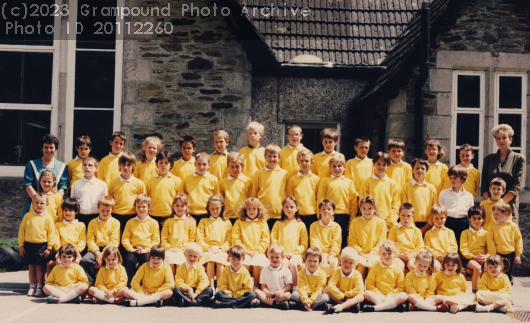 Picture of Grampound school photo 1991