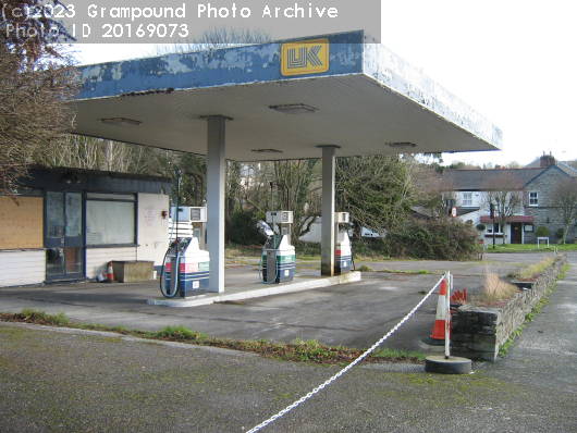 Picture of Riverside Petrol Station