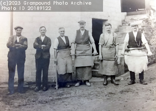 Picture of Tannery workers