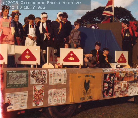 Picture of Wolf cubs carnival float 